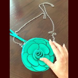 Teal wristlet or over the shoulder purset